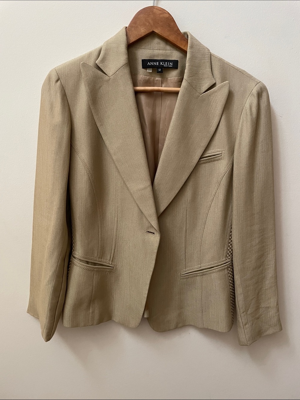 Anne Klein Linen Blend Beige Tailored Blazer with Mesh side Panals